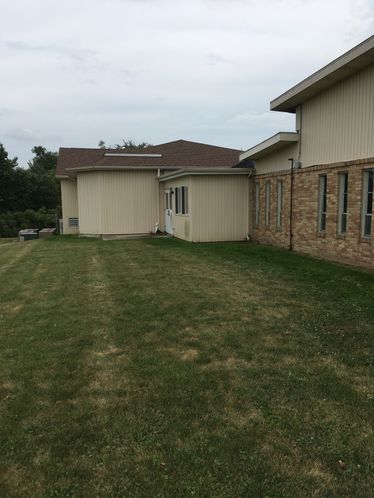 805 S County Line Rd, Hebron, IN 46341
